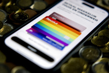 Une carte virtuelle de la banque en ligne Revolut.