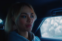 Hinaupoko Deveze dans le clip de "Doudou", de Koba La D et Naps.