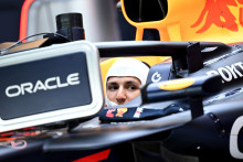 Isack Hadjar à bord de la Red Bull le 9 décembre à Abu Dhabi