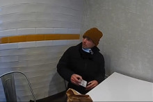 Les images en caméra piétons de l'arrestation de Luigi Mangione le 9 décembre 2024