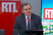 Philippe Tabarot, dans le studio de RTL, le 23 décembre 2025
