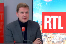 Le député Renaissance Charles Rodwell, au micro de RL, le 28 décembre 2025.