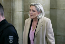 Marine Le Pen au palais de justice de Paris, le 13 janvier 2026