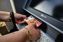 Le découvert bancaire intervient dès le 18 du mois, contre le 16 en 2025 (image d'illustration).