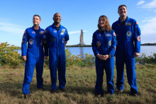 De gauche à droite : Reid Wiseman, Victor Glover, Christina Koch et Jeremy Hansen seront les quatres astronautes qui embarqueront à bord d'Artemis II.