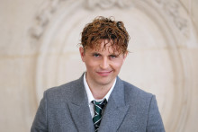 Raphaël Quenard, au défilé Dior, le 21 janvier 2026.