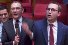 Le député RN Laurent Jacobelli (à gauche) et le député LFI Antoine Léaument (à droite) à l'Assemblée nationale le 22 janvier  2026