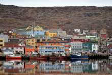 Vue de la ville de Saint-Pierre sur l'archipel de Saint-Pierre-et-Miquelon