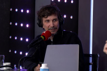 Arnaud Tsamère dans "Les Grosses Têtes"