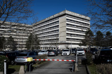 Le parking de l'hôpital nord de Saint-Etienne (Loire), le 17 février 2025.