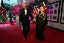 Bill et Hillary Clinton lors d'un dîner d'Etat à la Maison Blanche, en 2024.