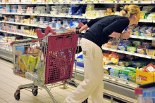 Rayon de supermarché. (illustration)