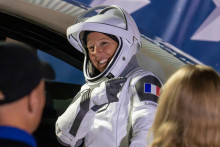 L'astronaute française Sophie Adenot quelques heures avant son décollage pour la station spatiale internationale