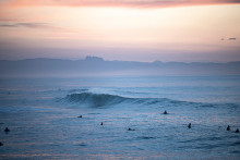 Des surfeurs (Illustration)