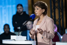 Martine Vassal s'exprime lors d'un débat organisé par BFM-TV et le journal La Provence entre les principaux candidats à l'élection municipale de mars 2026, le 19 février 2026.