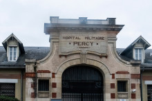 Les faits se sont déroulés à l'intérieur de l'hôpital Percy de Clamart, vers Paris.