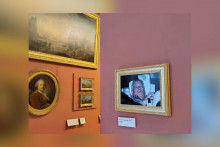 La fausse œuvre d'Andrew au musée du Louvre, le 22 février 2026.