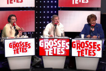 Alexis Tramoni, Alexis Le Rossignol et Roselyne Bachelot dans "Les Grosses Têtes"
