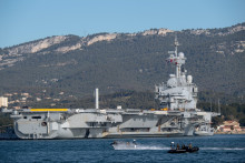 Le porte-avions Charles de Gaulle à Toulon, en 2019