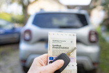 Un certificat d'immatriculation (image d'illustration).