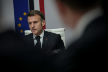 Emmanuel Macron lors d'un Conseil de Défense à l'Elysée, le 1er mars 2026
