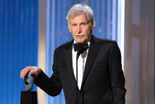 Harrison Ford reçoit un prix d'honneur lors de la cérémonie des Actor Awards le 1er mars 2026 à Los Angeles.