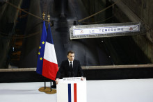 Emmanuel Macron lors de sa prise de parole à l'Ile Longue, ce lundi 2 mars 2026.