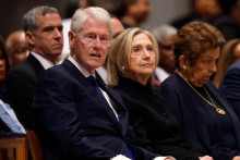 Bill et Hilary Clinton en mai 2025.