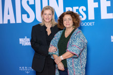 Karin Viard et le Dr Ghada Hatem-Gantzer assistent à l’avant-première de "La Maison des femmes" à Paris, au cinéma Pathé Palace, le 19 février 2026.