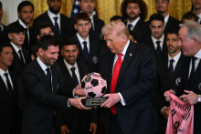 Lionel Messi avec Donald Trump à la Maison Blanche pour célébrer le titre en MLS de l'Inter Miami, le 5 mars 2026.