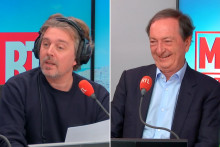 Alex Vizorek et Michel-Édouard Leclerc sur RTL, le 13 mars 2026.
