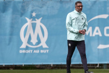 Le nouvel entraîneur de l'OM, Habib Beye, au centre d'entraînement Robert-Louis-Dreyfus de l'Olympique de Marseille le 19 février 2026.