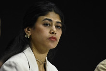 Rima Hassan lors d'un meeting de campagne de LFI avant les dernières élections européennes, à Aubervilliers le 25 mai 2024.