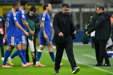 Gennaro Gattuso abattu après la défaite de son équipe lors du match de qualification pour la Coupe du monde opposant l'Italie à la Norvège, au stade San Siro, à Milan, le 16 novembre 2025.