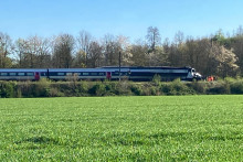 Le train qui a percuté un poids lourd ce mardi 7 avril 2026.