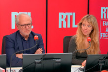 Laurent Joffrin et Pauline Delassus face à Fogiel, le 10 avril 2026.