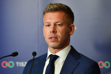 Peter Magyar, leader du parti conservateur d'opposition en Hongrie, le soir des élections législatives du 12 avril 2026