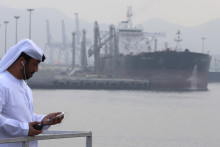 Terminal pétrolier de Fujairah, aux Émirats arabes unis, lors de la cérémonie d'inauguration d'un quai pour superpétroliers le 21 septembre 2016.
