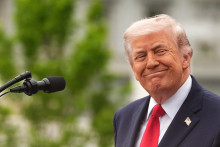 Le président américain Donald Trump lors de la cérémonie d'accueil du roi et de la reine de Grande-Bretagne à la Maison Blanche à Washington, le 28 avril 2026.