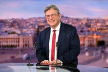 Jean-Luc Mélenchon avant le 20h de TF1 où il a annoncé sa candidature à l'élection présidentielle française de 2027, le 3 mai 2026.