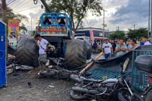 Un monster truck percute des dizaines de spectateurs en Colombie, le 3 mai 2026