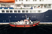 Trois cas suspects à bord du bateau de croisière MV Hondius, foyer d'hantavirus, ont débarqué au Cap-Vert le 6 mai 2026.