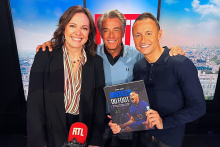 Jade, Gérard Holtz et Eric Dussart dans "On refait la télé" sur RTL