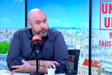 Samuel Sené a grandi parmi les témoins de Jéhovah, et est aujourd'hui un metteur en scène et directeur musical reconnu. Sur RTL, il revient sur son parcours hors du commun.