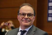 Emmanuel Moulin assiste à une audition devant la commission des finances de l'Assemblée nationale à Paris, le 20 mai 2026.