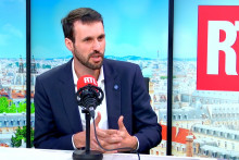 Raphaël a souffert pendant 12 ans de Troubles Obsessionnels du Comportement. Il explique comment il a réussi à y mettre fin sur RTL.