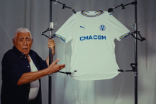 Le nouveau maillot domicile de l'Olympique de Marseille pour la saison 2026-27.