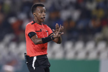 L'arbitre somalien Omar Abdulkadir Artan lors de la CAN en Côte d'Ivoire, à Bouaké, le 23 janvier 2024.