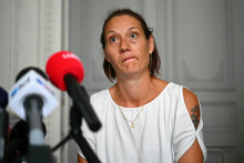 La mère de Rosa, qui avait porté plainte pour des viols sa fille en 2025 contre le suspect du meurtre de Lyhanna le 9 juin 2026