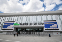 L'entrée principale de la plus grande salle couverte d'Europe Paris La Défense Arena